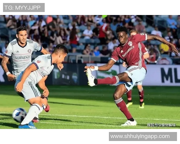 札幌冈萨多迎战鹿角鹿岛展开激烈对决期待精彩比赛瞬间