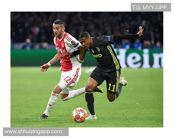 科斯塔：从足球场上的明星到生活中的平凡人